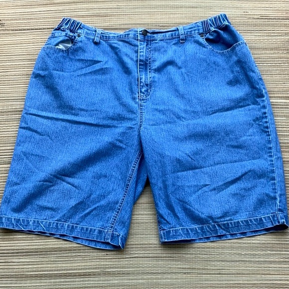 Bobbie Brooks Women Casual Blue Denim Shorts Size 2X - Picture 2 of 12
